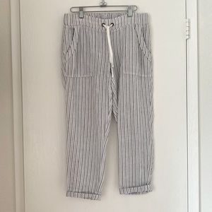 Size 4 Athleta cropped linen striped pants